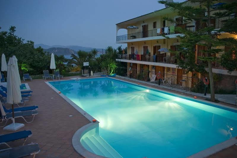 Bella Vista Hotel And Apartments Parga Exterior photo