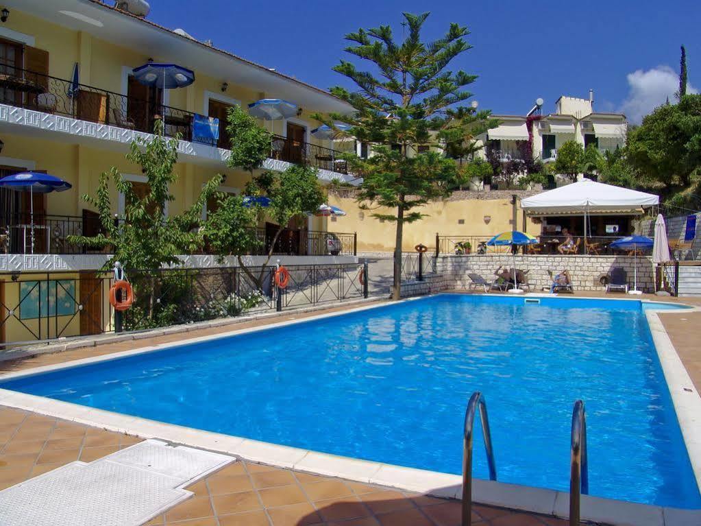 Bella Vista Hotel And Apartments Parga Exterior photo
